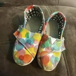 Girls polka dot toms size 9t